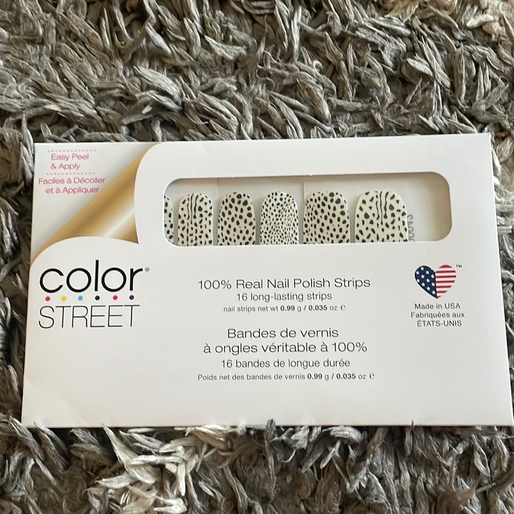 Color Street “Purr Diem”